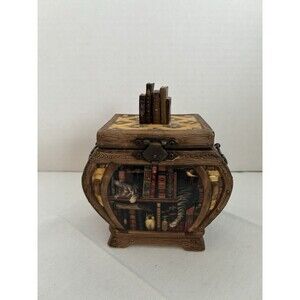 Charles Wysocki Music Box “Frederick the Literate” Cat Books Purr-fect Places